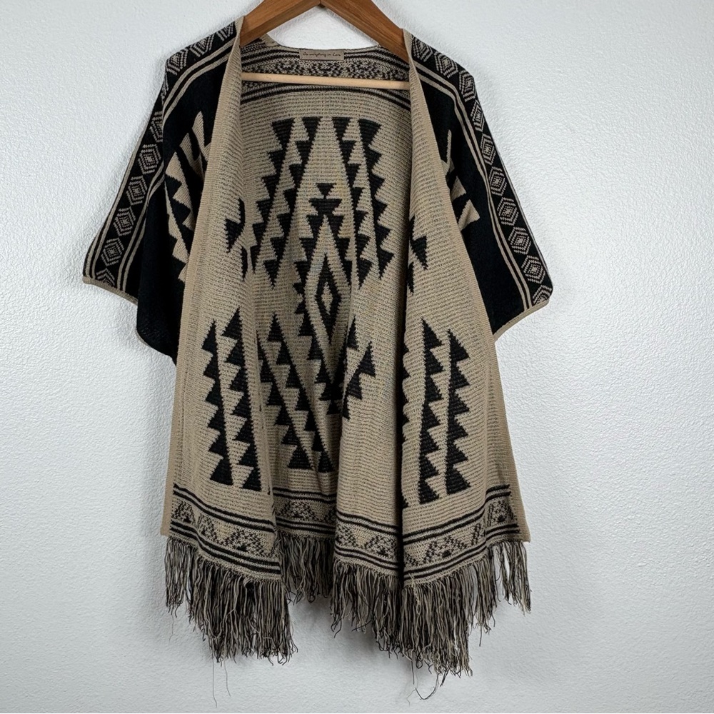 Do Everything in Love Black Aztec Poncho - Picture 6 of 6